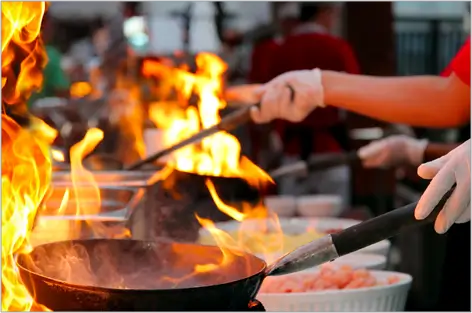 Restaurants HOODS​